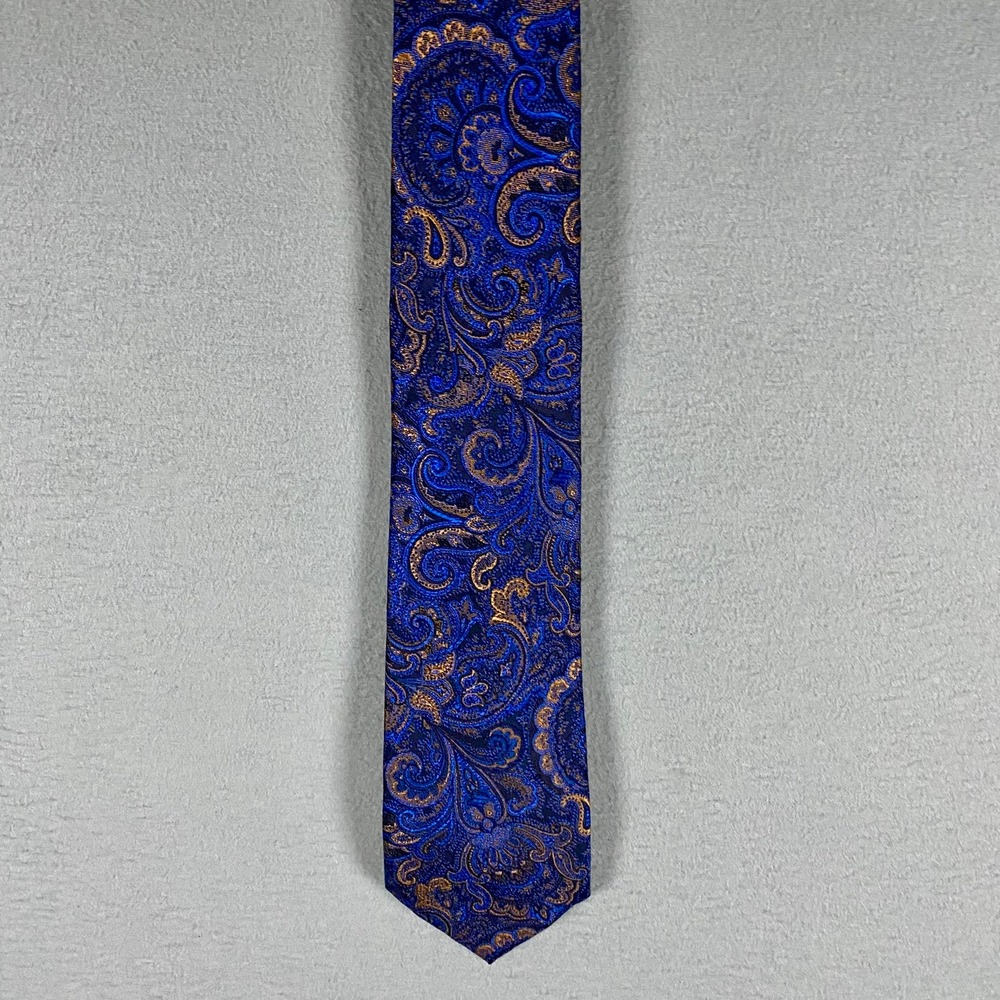 Barry Wang Mens Blue Gold Paisley 100% Silk Hand Tailored Necktie Style Italy